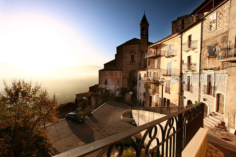 日落在Roccacasale, Abruzzo